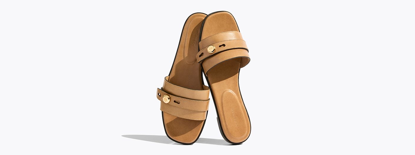 SHOES_TB_SPF26_ESLS_ROMY_SLIDE_TIRAMISU_SHOT_20_0007_1410x529_D_0926