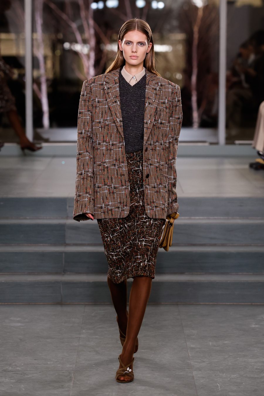 TB_FW25_SHOW_look_019_4x5