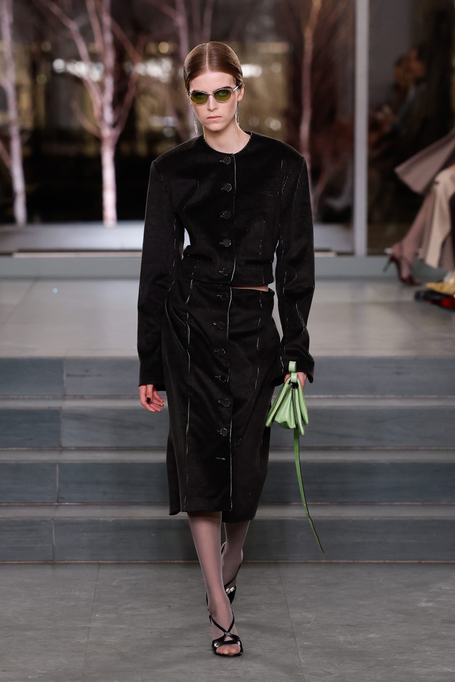 TB_FW25_SHOW_look_032_4x5