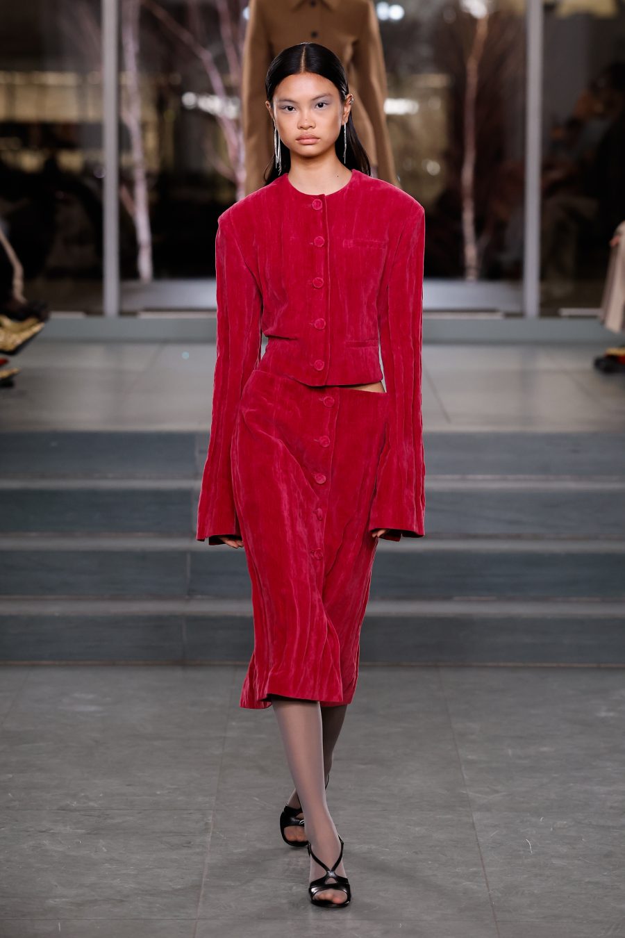 TB_FW25_SHOW_look_038_4x5