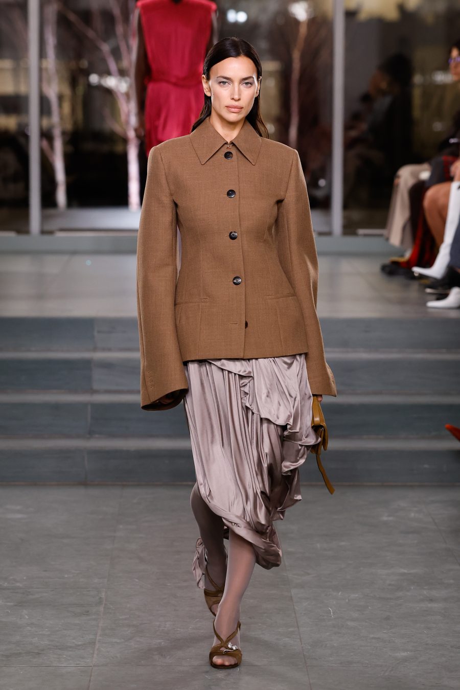 TB_FW25_SHOW_look_039_4x5