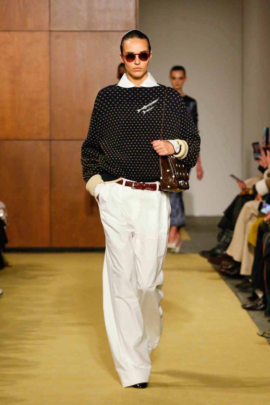 TB_FW26_SHOW_LOOK_017_2X3