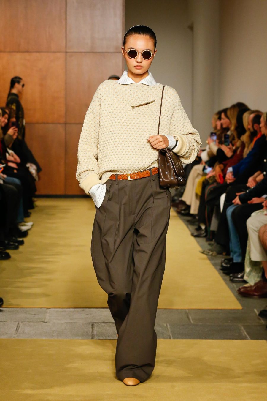 TB_FW26_SHOW_LOOK_019_2X3