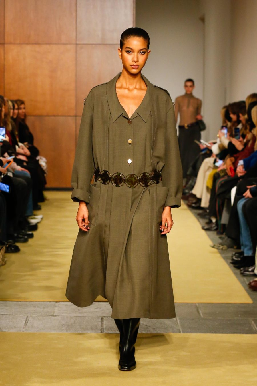 TB_FW26_SHOW_LOOK_020_2X3