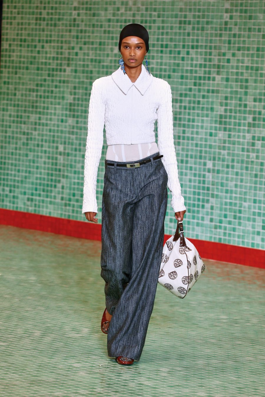 TB_SS25_SHOW_Look8_2x3